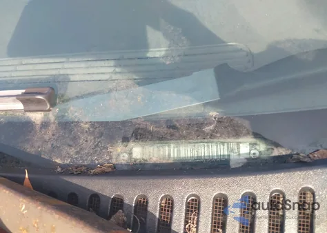 2002 GMC Yukon Slt из США, поврежденный, VIN 1GKEC13VX2R250276